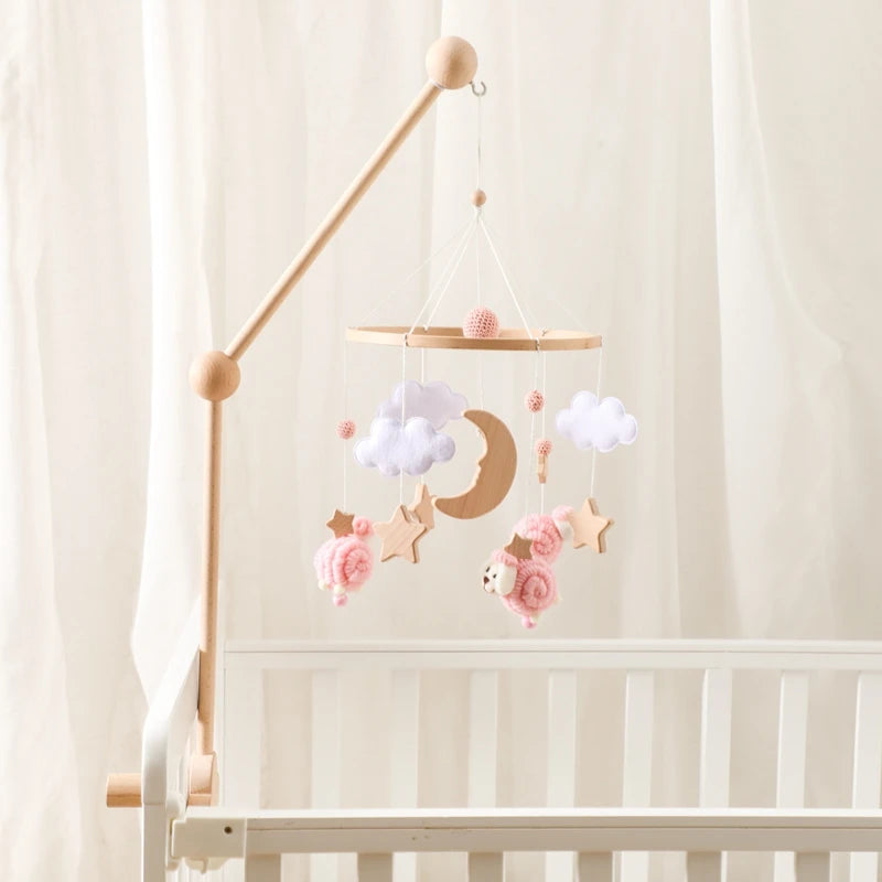 Mobile musical bébé fille petits moutons roses