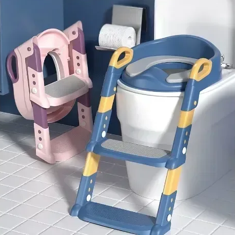 Pot bébé toilette ajustable avec échelle BabyClean