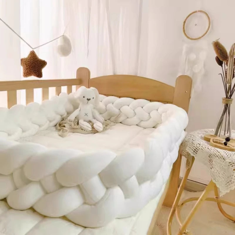 Tresse de lit bébé blanche